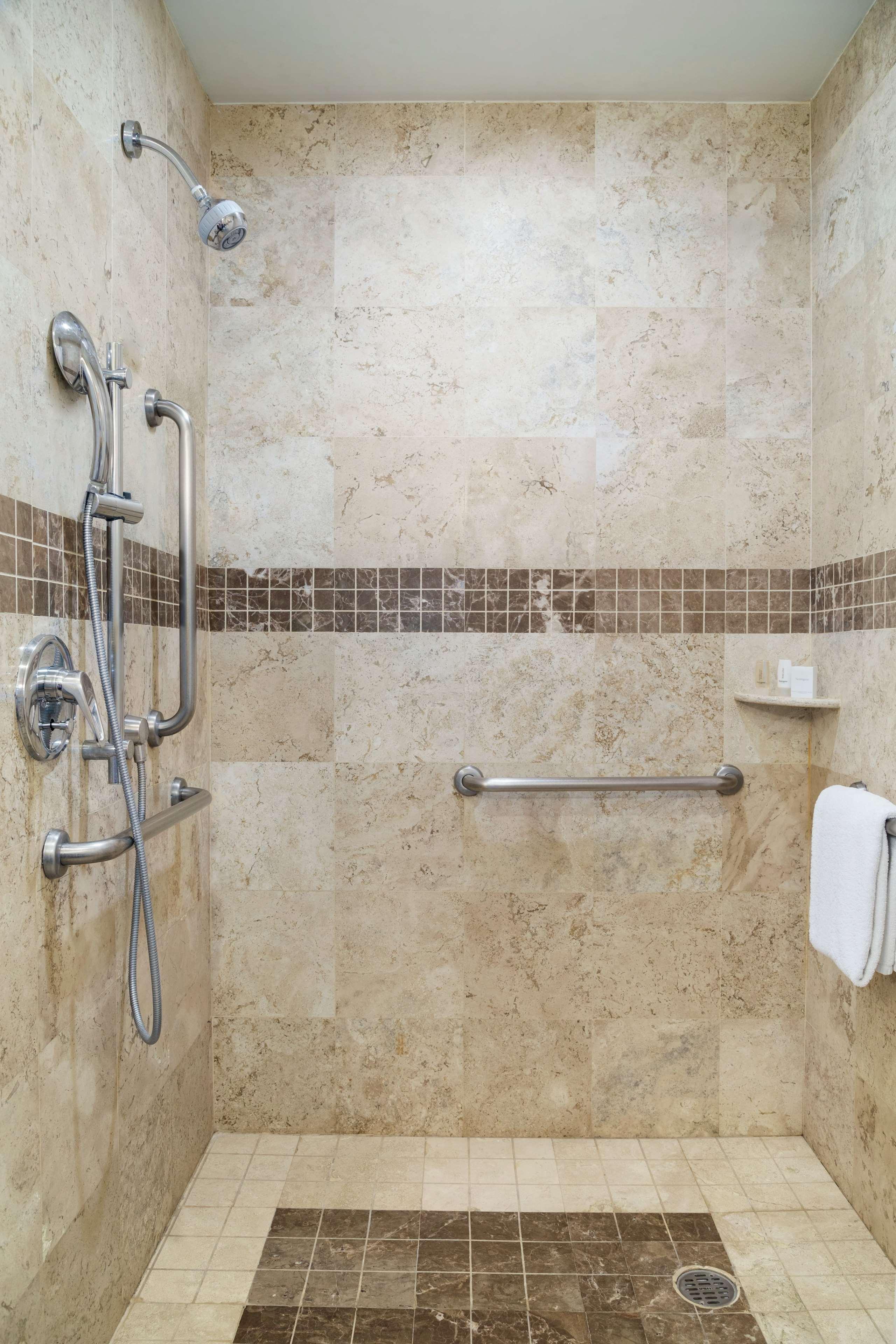 Hilton Garden Inn Querétaro Extérieur photo